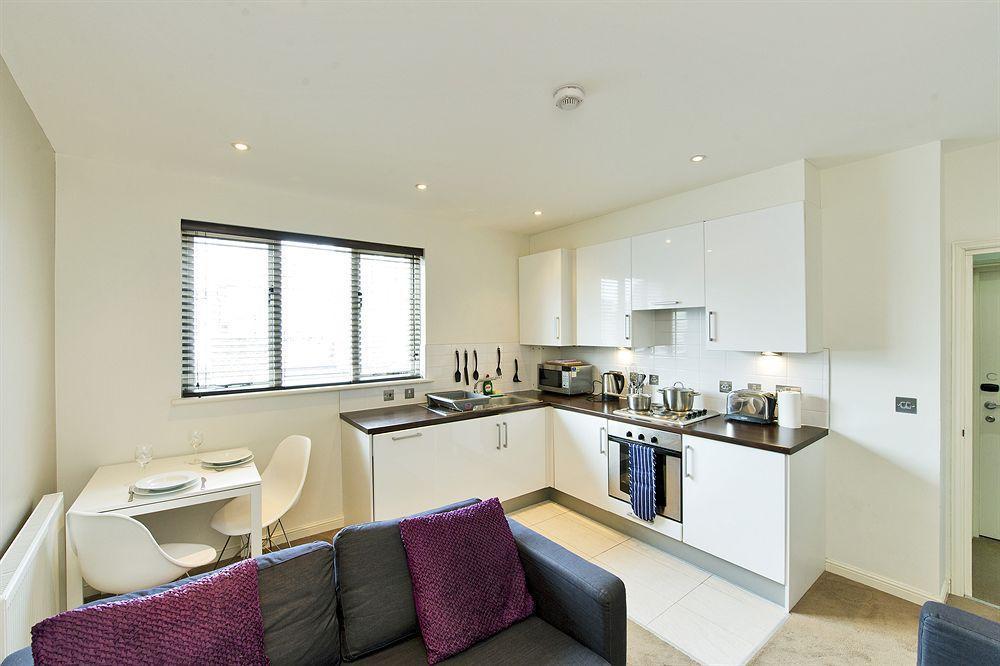 Native Fulham Apartment Londra Exterior foto