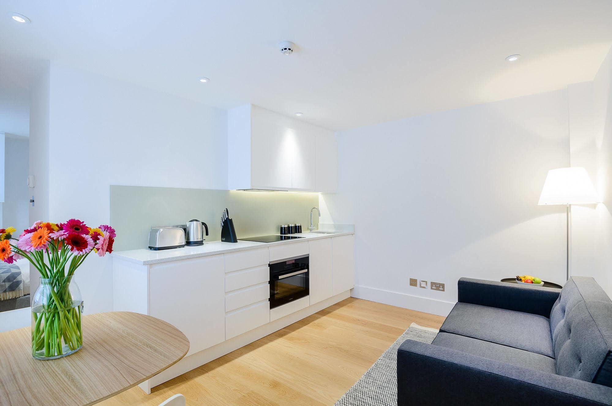Native Fulham Apartment Londra Exterior foto